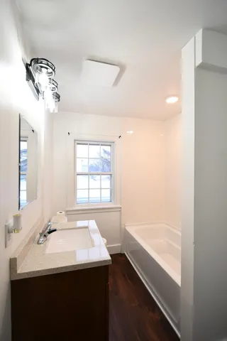 $249,900 | 212 West 3rd Street, Zumbrota, MN 55992