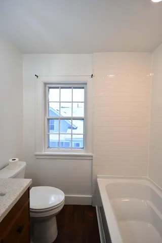 $249,900 | 212 West 3rd Street, Zumbrota, MN 55992