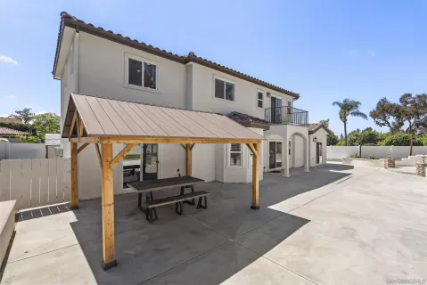 $1,800,000 | 18121 Sencillo Drive, San Diego, CA 92128