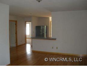 58 Green Oak Road Woodfin, NC 28804 - Photo 3 of 8 Gallery Image 3