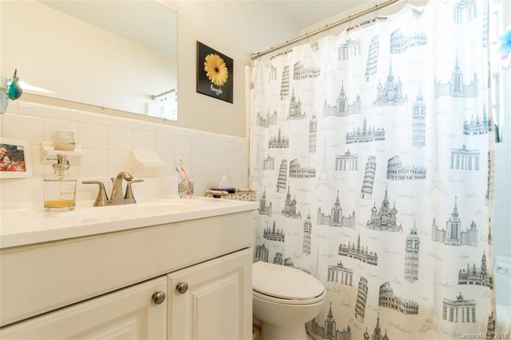 4317 Walker Road, Unit E Charlotte, NC 28211 - Photo 13 of 23