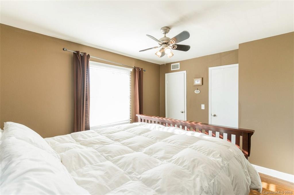 4317 Walker Road, Unit E Charlotte, NC 28211 - Photo 16 of 23