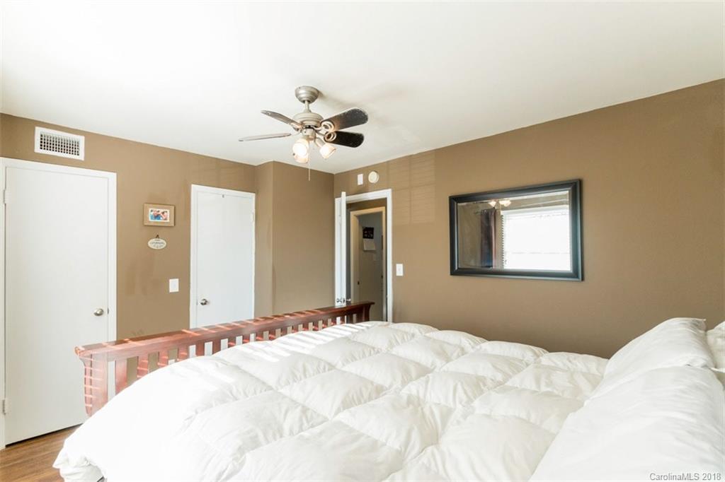 4317 Walker Road, Unit E Charlotte, NC 28211 - Photo 17 of 23