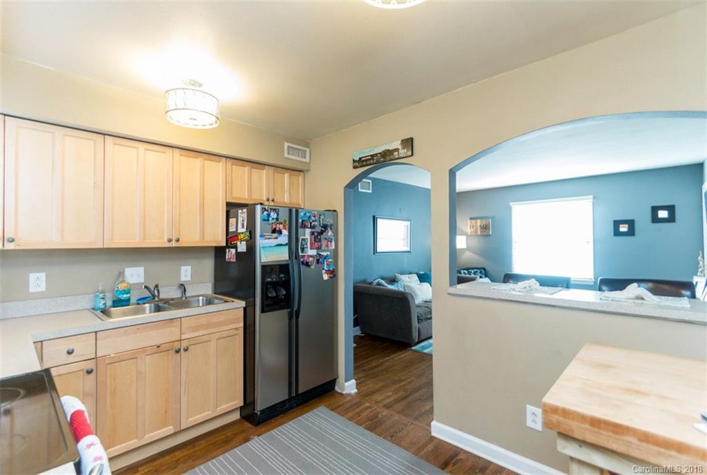 4317 Walker Road, Unit E Charlotte, NC 28211 - Photo 5 of 23