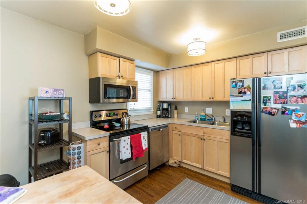 4317 Walker Road, Unit E Charlotte, NC 28211 - Photo 8 of 23