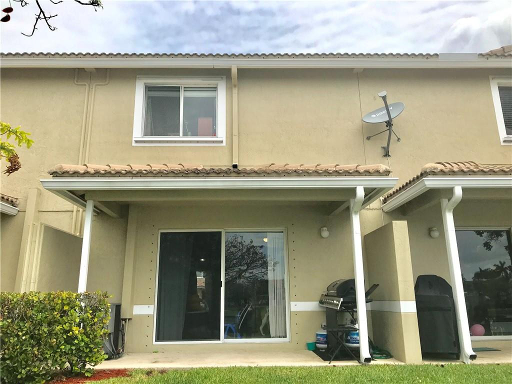 9130 Chambers Street, Unit 9130 Tamarac, FL 33321 - Photo 4 of 34 Photo 4