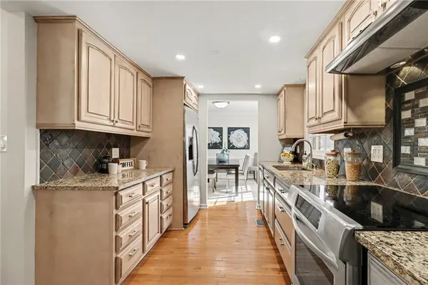 $599,000 | 2820 Briarglen Drive, Atlanta, GA 30340