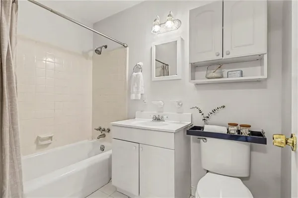 $599,000 | 2820 Briarglen Drive, Atlanta, GA 30340