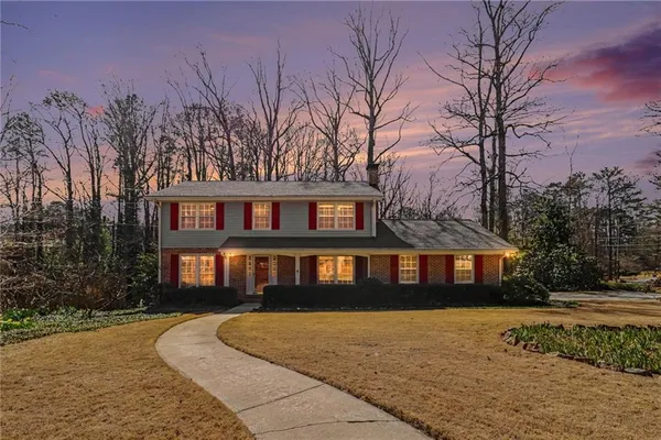 $599,000 | 2820 Briarglen Drive, Atlanta, GA 30340