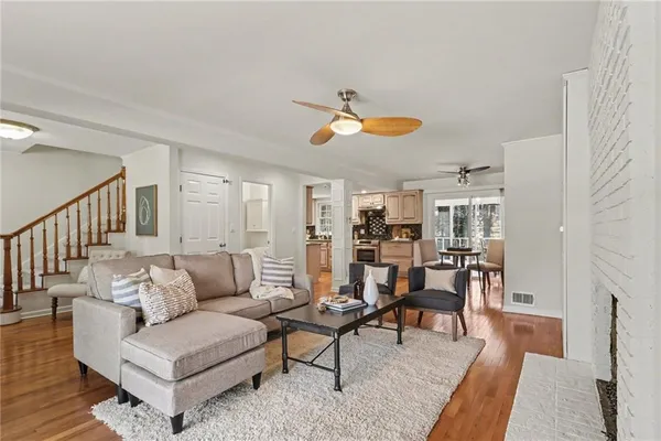 $599,000 | 2820 Briarglen Drive, Atlanta, GA 30340