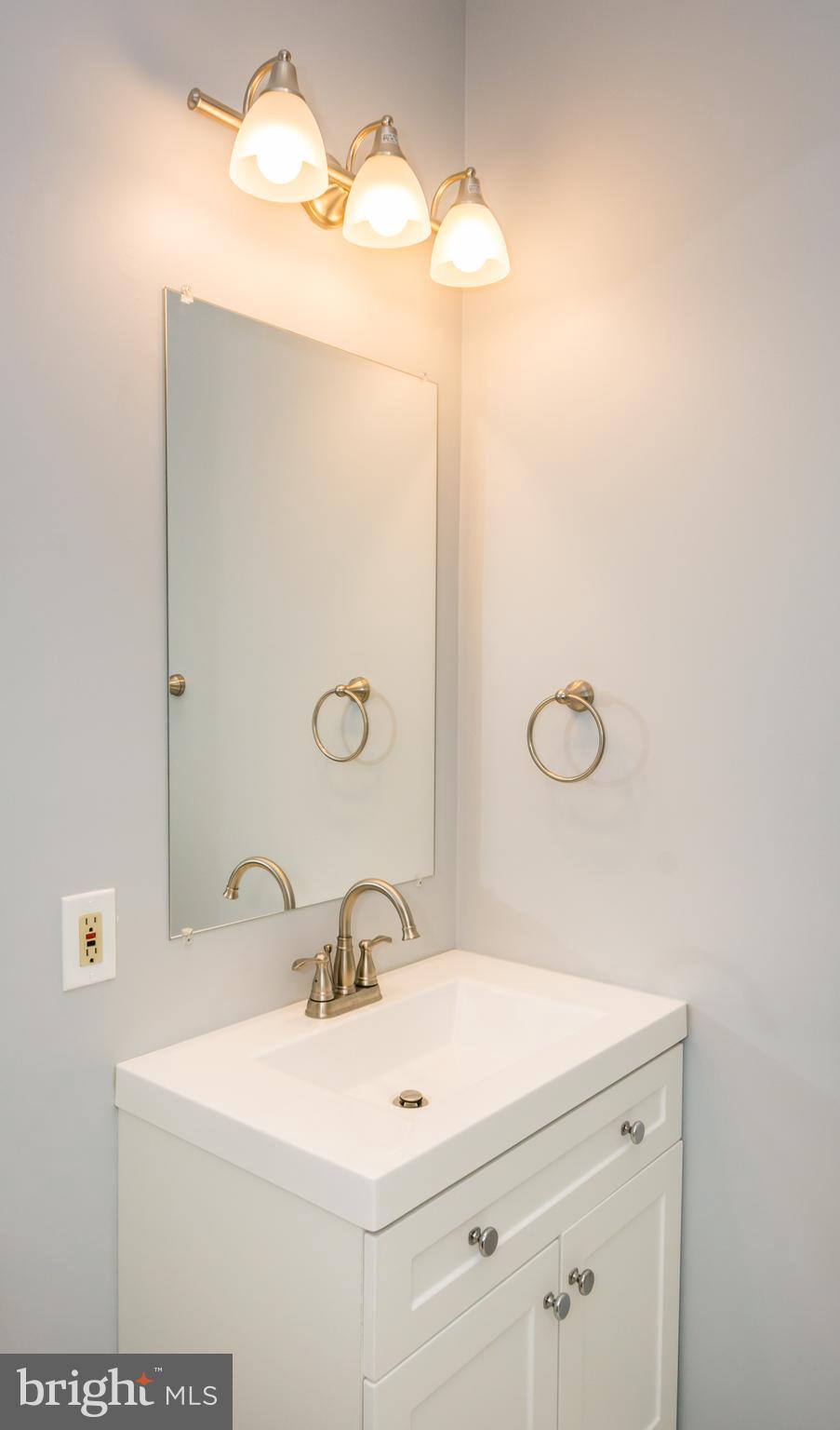 3620 Keswick Road Baltimore, MD 21211 - Photo 16 of 39 New Full Bath main level Unit 1