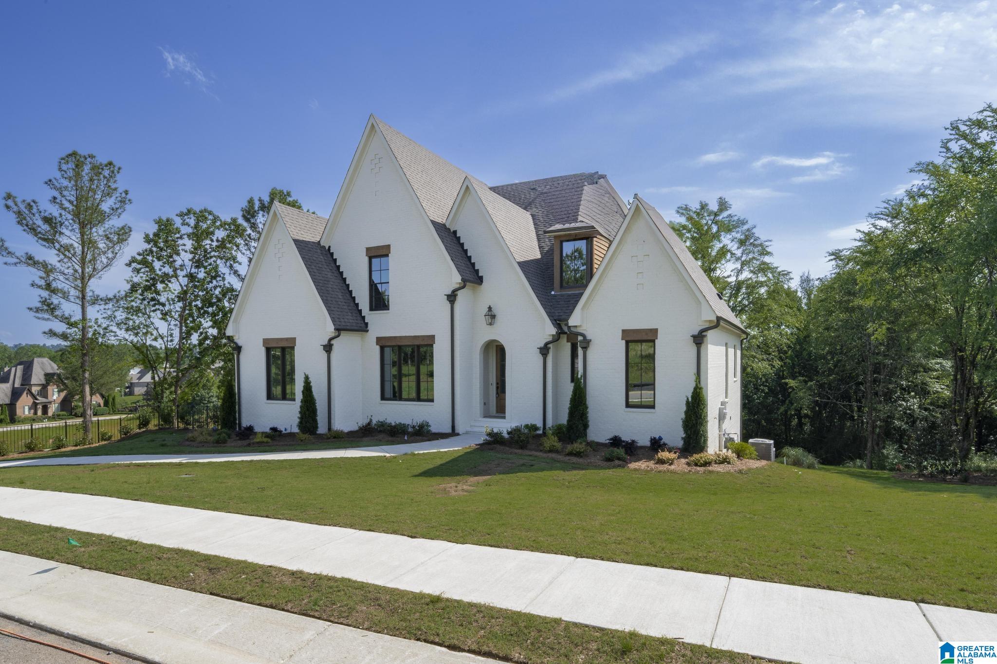 6558 Deerfoot Crossing Road Trussville, AL 35173 - Photo 2 of 59