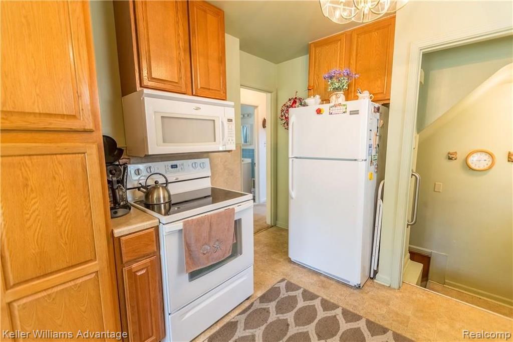 9600 Evergreen Road Detroit, MI 48228 - Photo 11 of 23