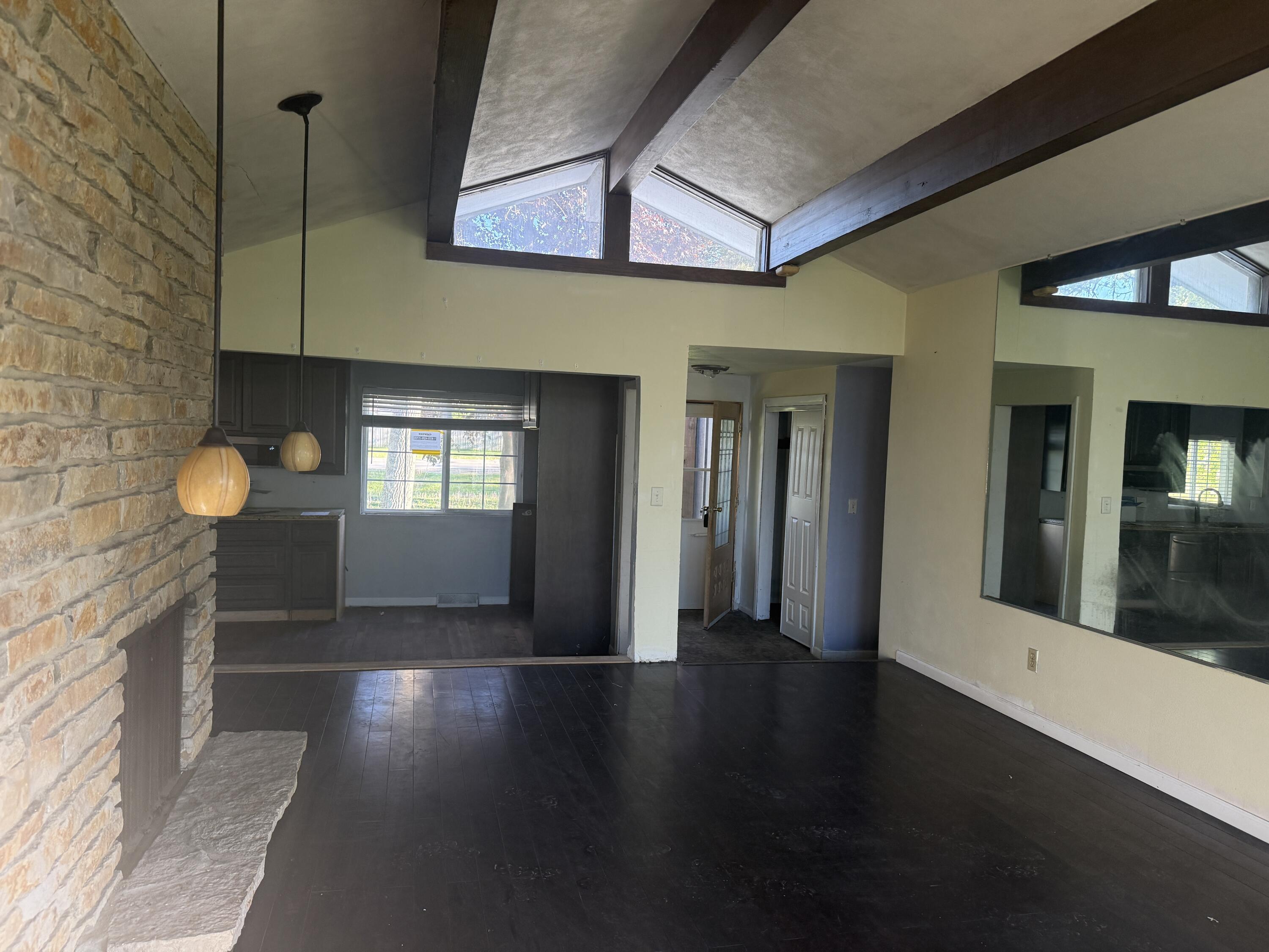 4646 Chicory Road Mount Pleasant, WI 53403 - Photo 4 of 22 Living room