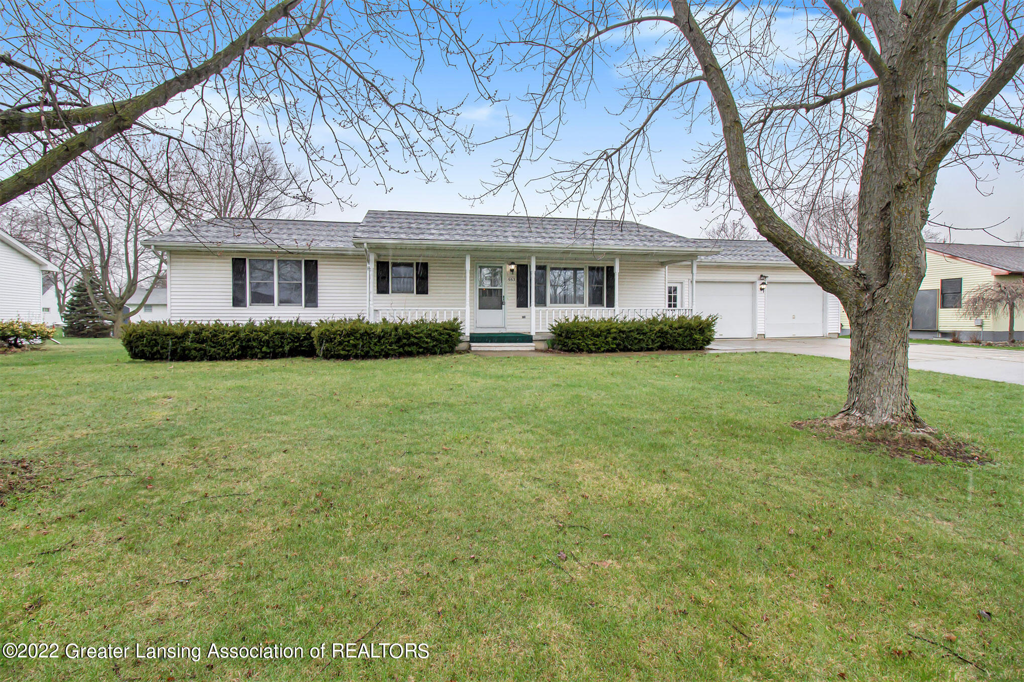 553 Walnut Street Fowler, MI 48835 - Photo 2 of 28 IMG_9595