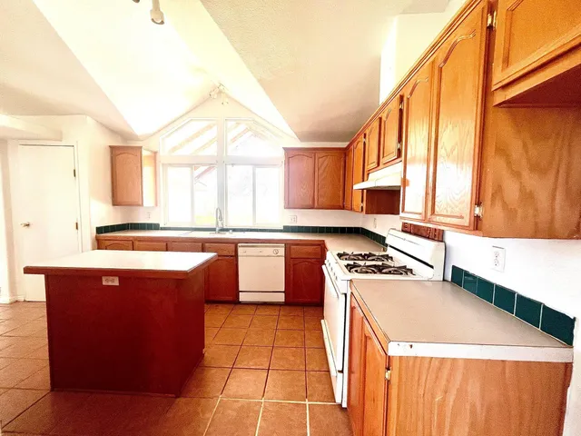 $355,000 | 5321 Pine Street, Anderson, CA 96007