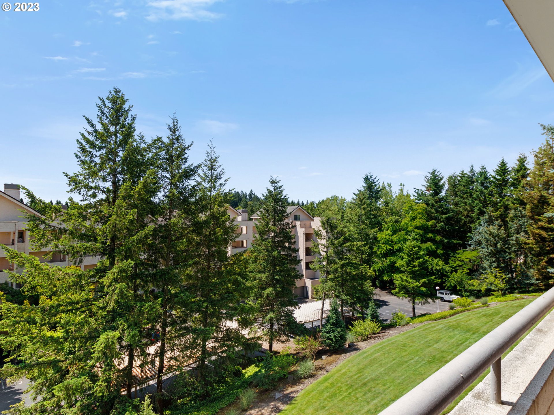 6665 West Burnside Road, Unit 424 Portland, OR 97225 - Photo 22 of 35 View