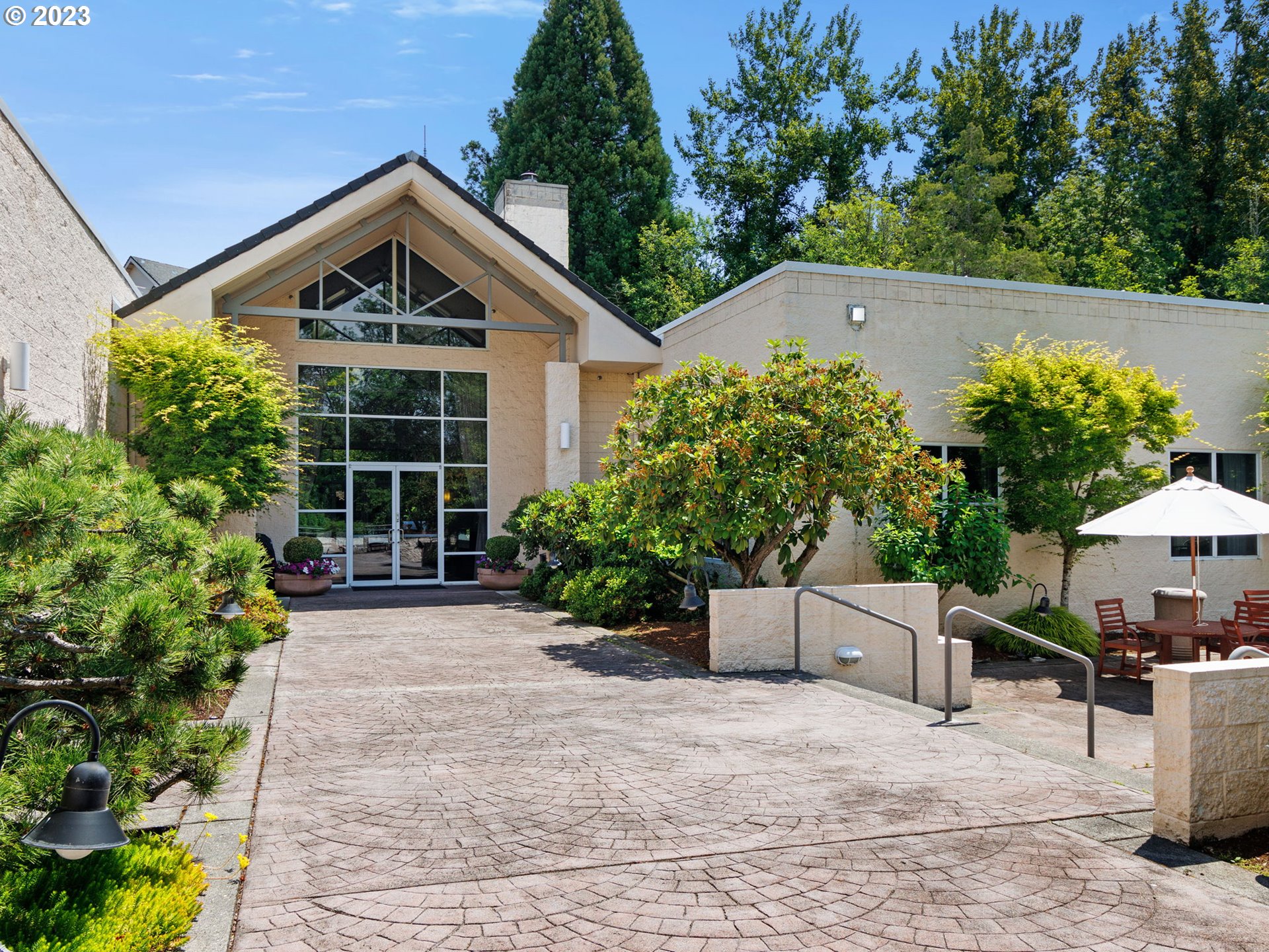 6665 West Burnside Road, Unit 424 Portland, OR 97225 - Photo 29 of 35 Community Club House