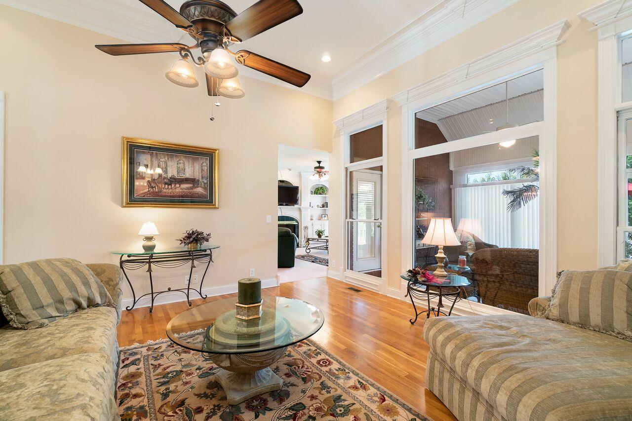 3340 Legacy Drive Springfield, TN 37172 - Photo 8 of 22 More of the living room