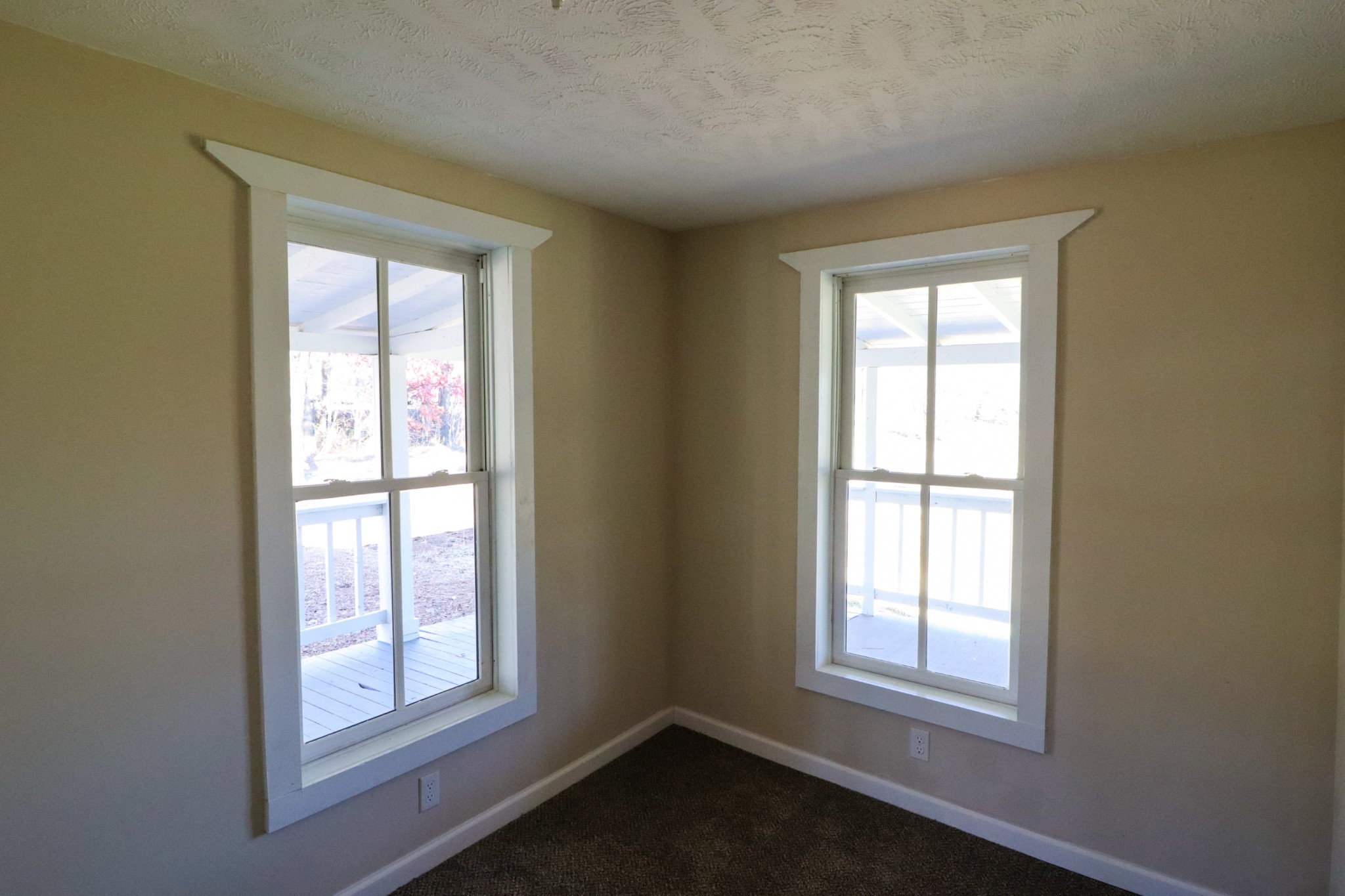 275 Telegraph Street Tennessee Ridge, TN 37178 - Photo 24 of 24 an empty room with a window