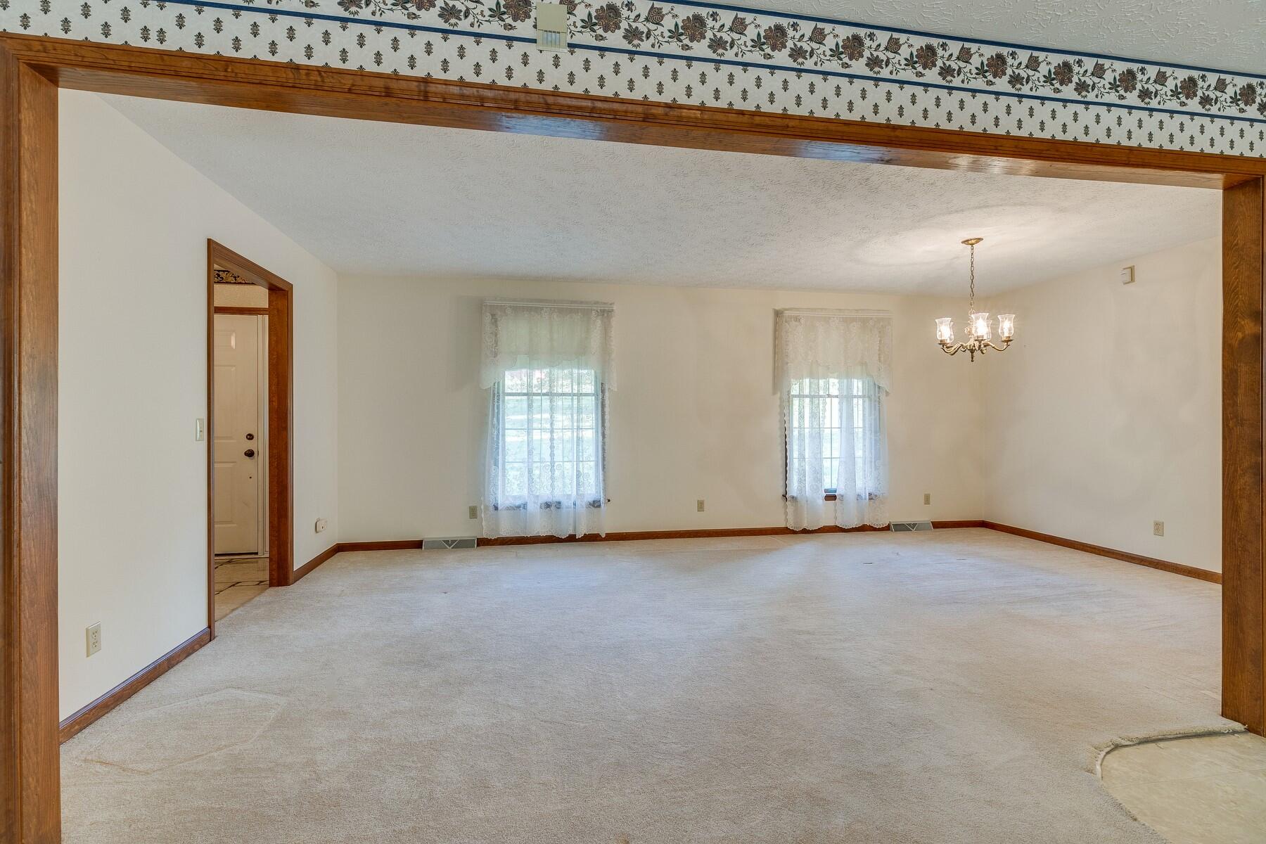 761 Harbor Springs Road Kingsport, TN 37664 - Photo 22 of 95 761 Harbor Springs pic 22