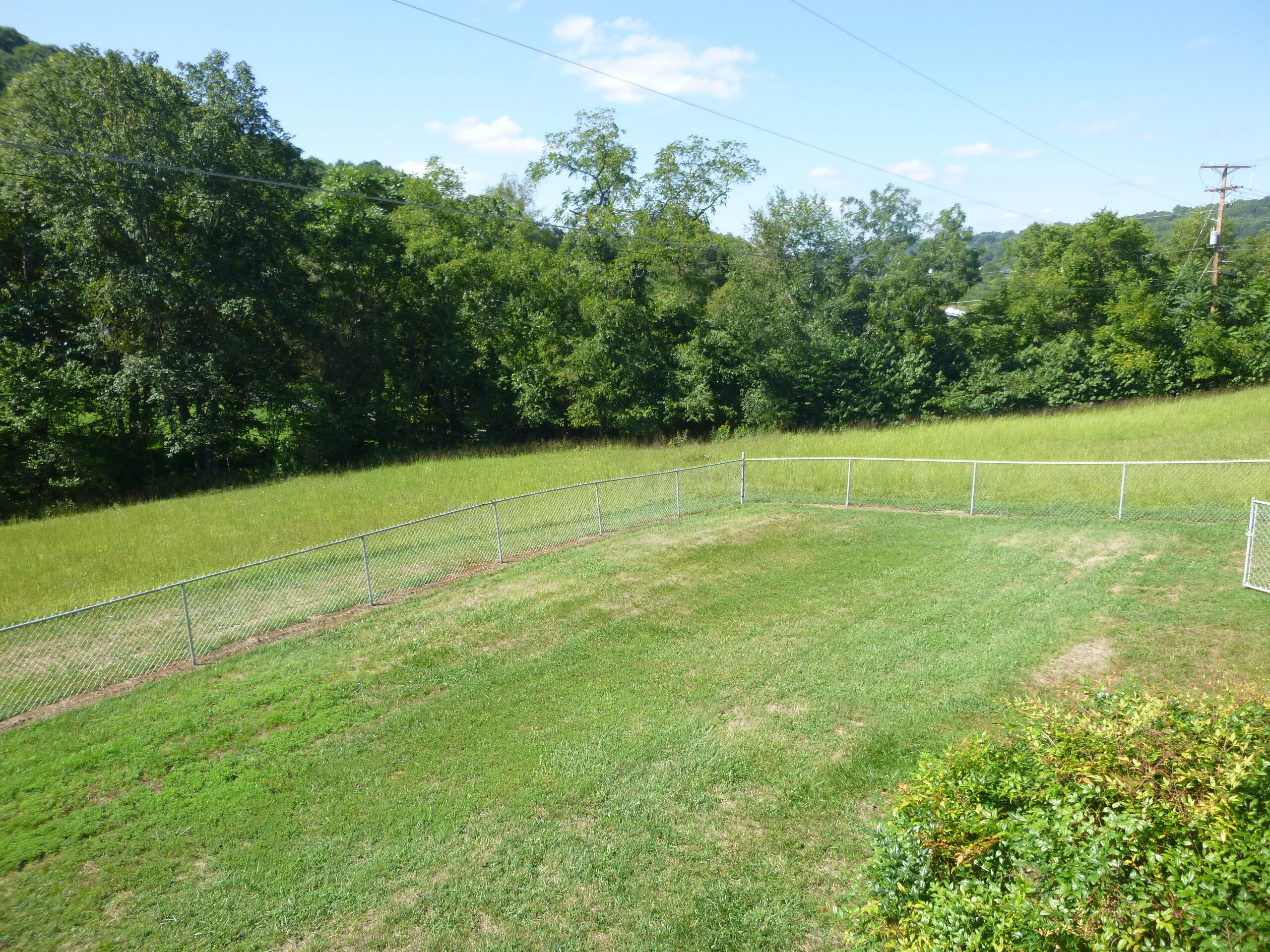 761 Harbor Springs Road Kingsport, TN 37664 - Photo 33 of 95 761 Harbor Springs pic 33