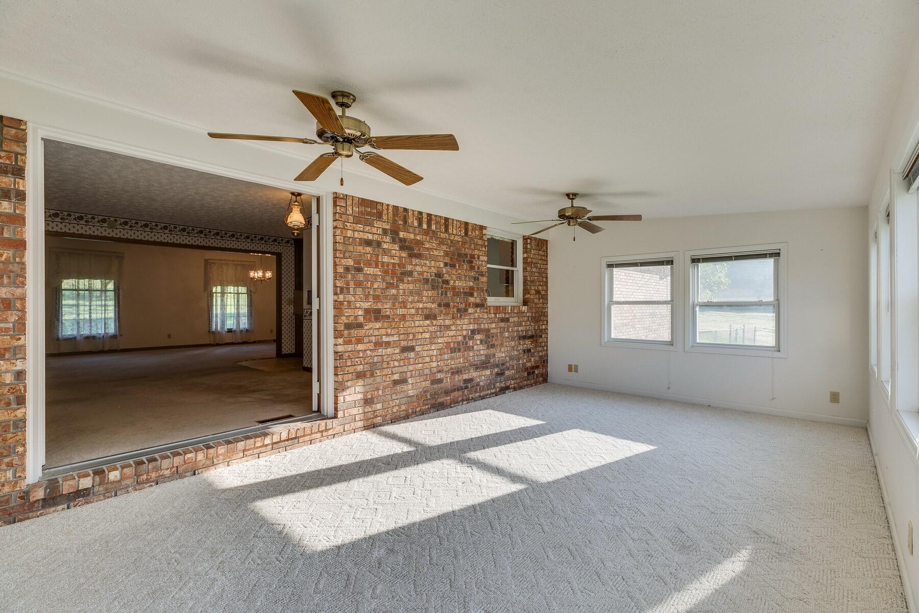 761 Harbor Springs Road Kingsport, TN 37664 - Photo 36 of 95 761 Harbor Springs pic 36