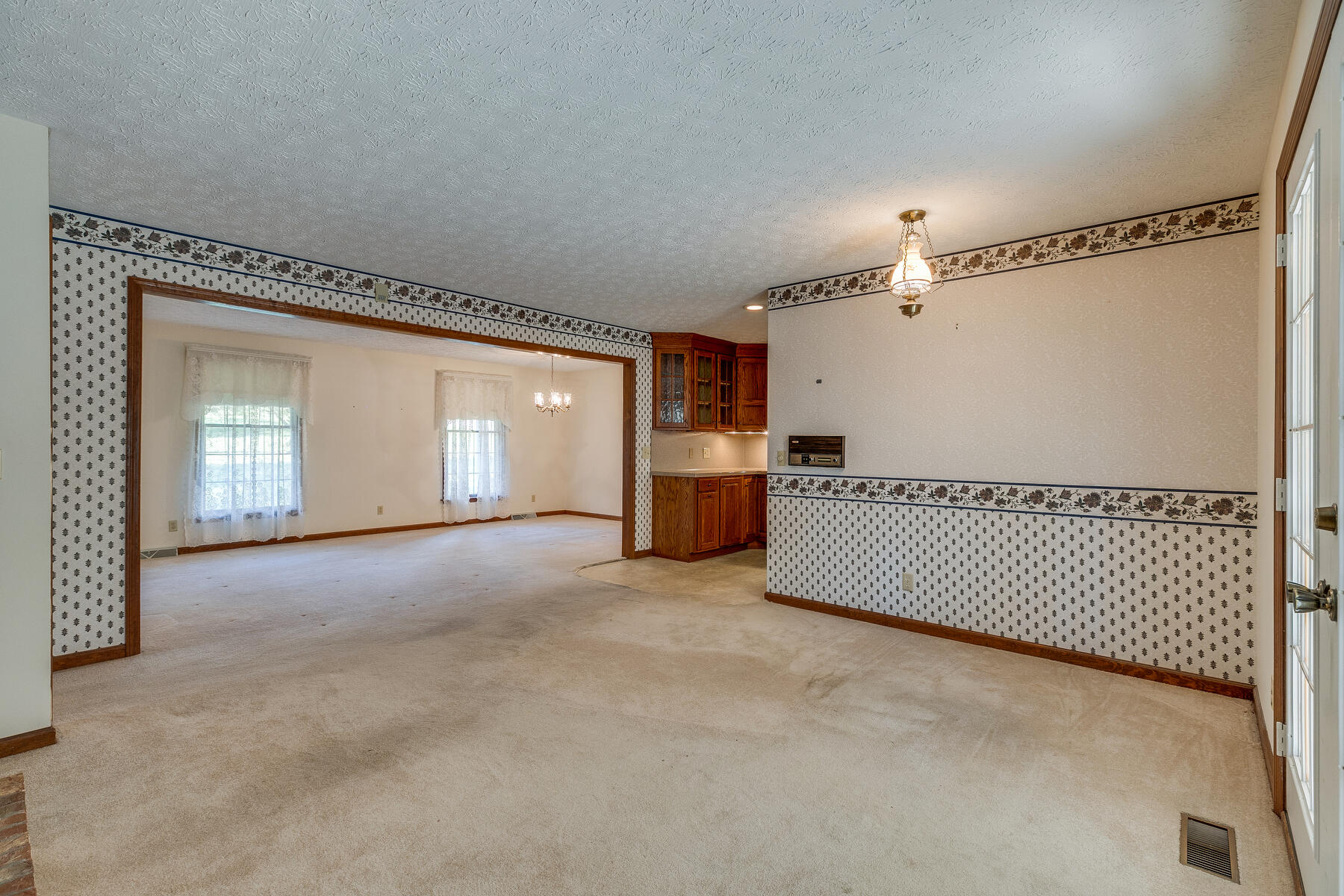 761 Harbor Springs Road Kingsport, TN 37664 - Photo 37 of 95 761 Harbor Springs pic 37