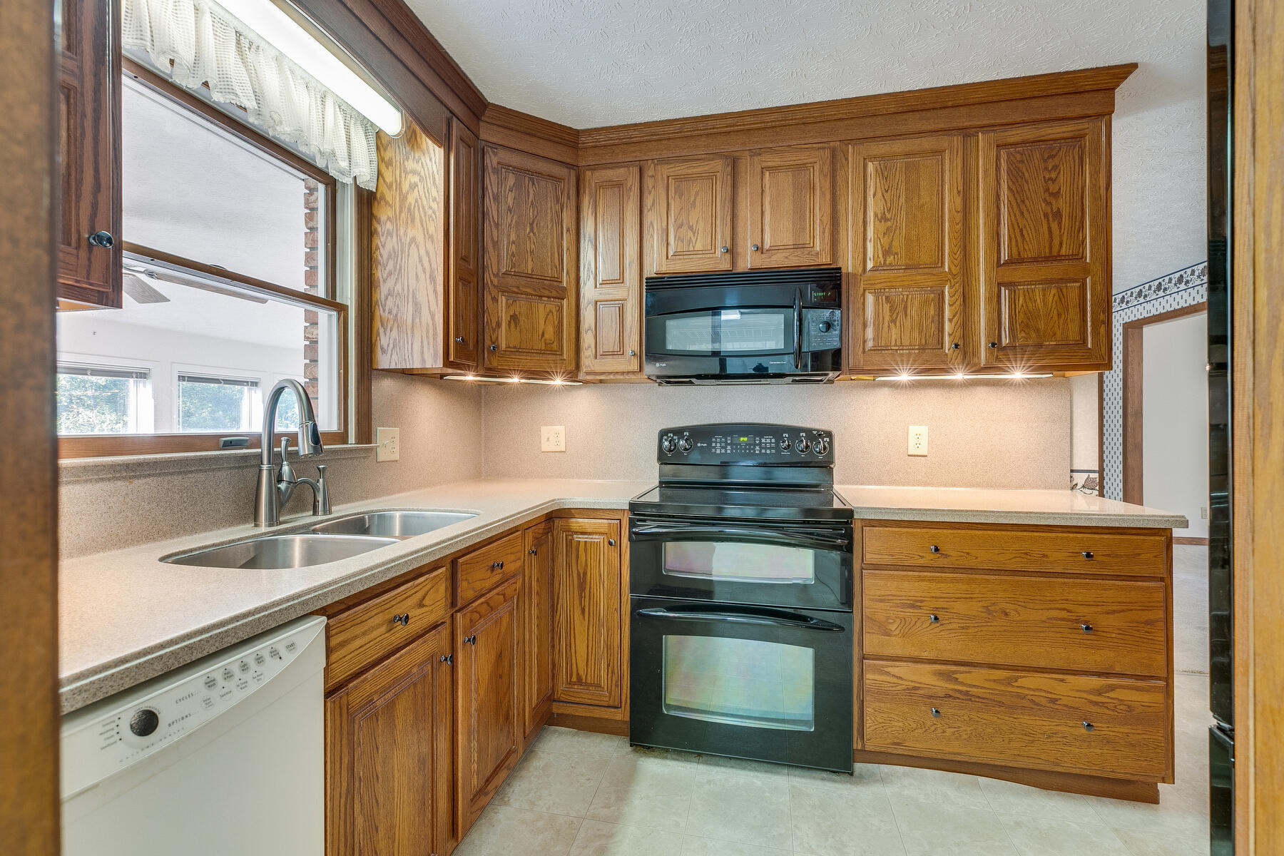 761 Harbor Springs Road Kingsport, TN 37664 - Photo 42 of 95 761 Harbor Springs pic 42