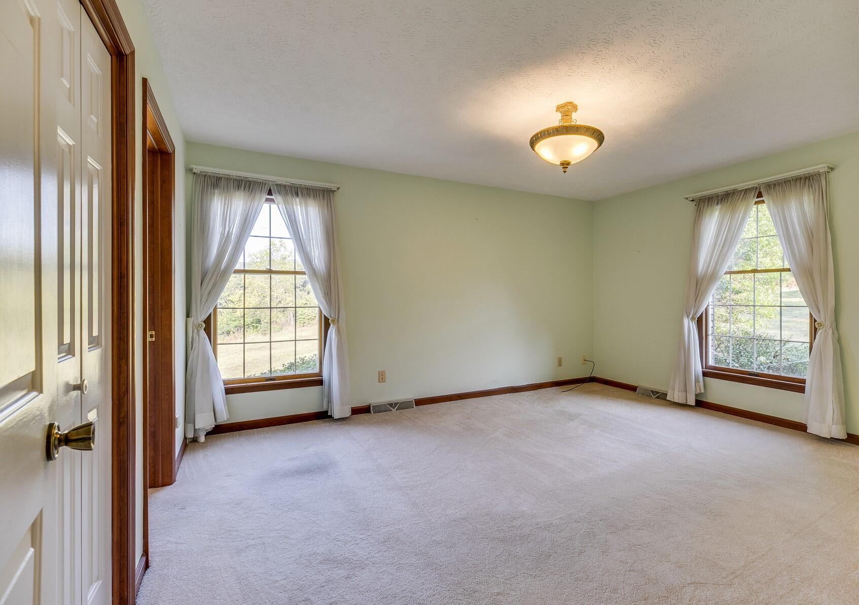 761 Harbor Springs Road Kingsport, TN 37664 - Photo 44 of 95 761 Harbor Springs pic 44