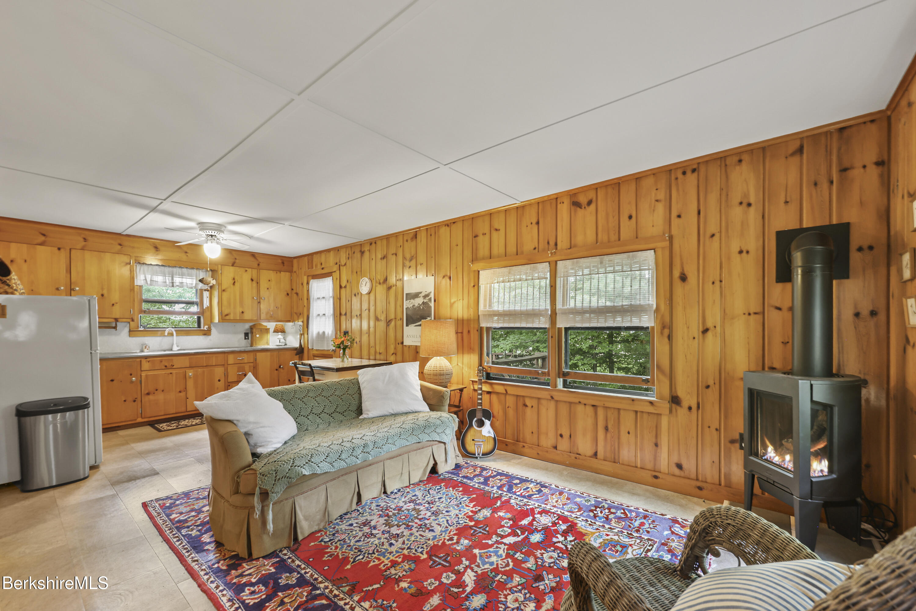 160 Chestnut Road Richmond, MA 01201 - Photo 7 of 40 Living Room