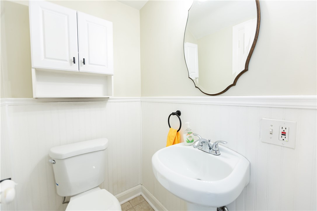 39 Ridgewood Drive Irondequoit, NY 14622 - Photo 14 of 23 First Floor Half Bath