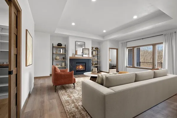 $544,000 | 4001 Antwerp Avenue, Unit 6, Howard, WI 54313