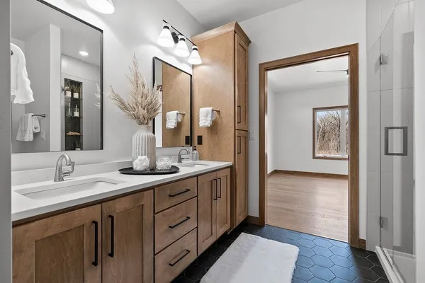 $544,000 | 4001 Antwerp Avenue, Unit 6, Howard, WI 54313