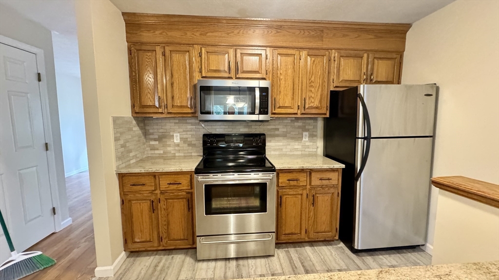 2205 Boston Road, Unit I82 Wilbraham, MA 01095 - Photo 10 of 29 Gallery Image 10