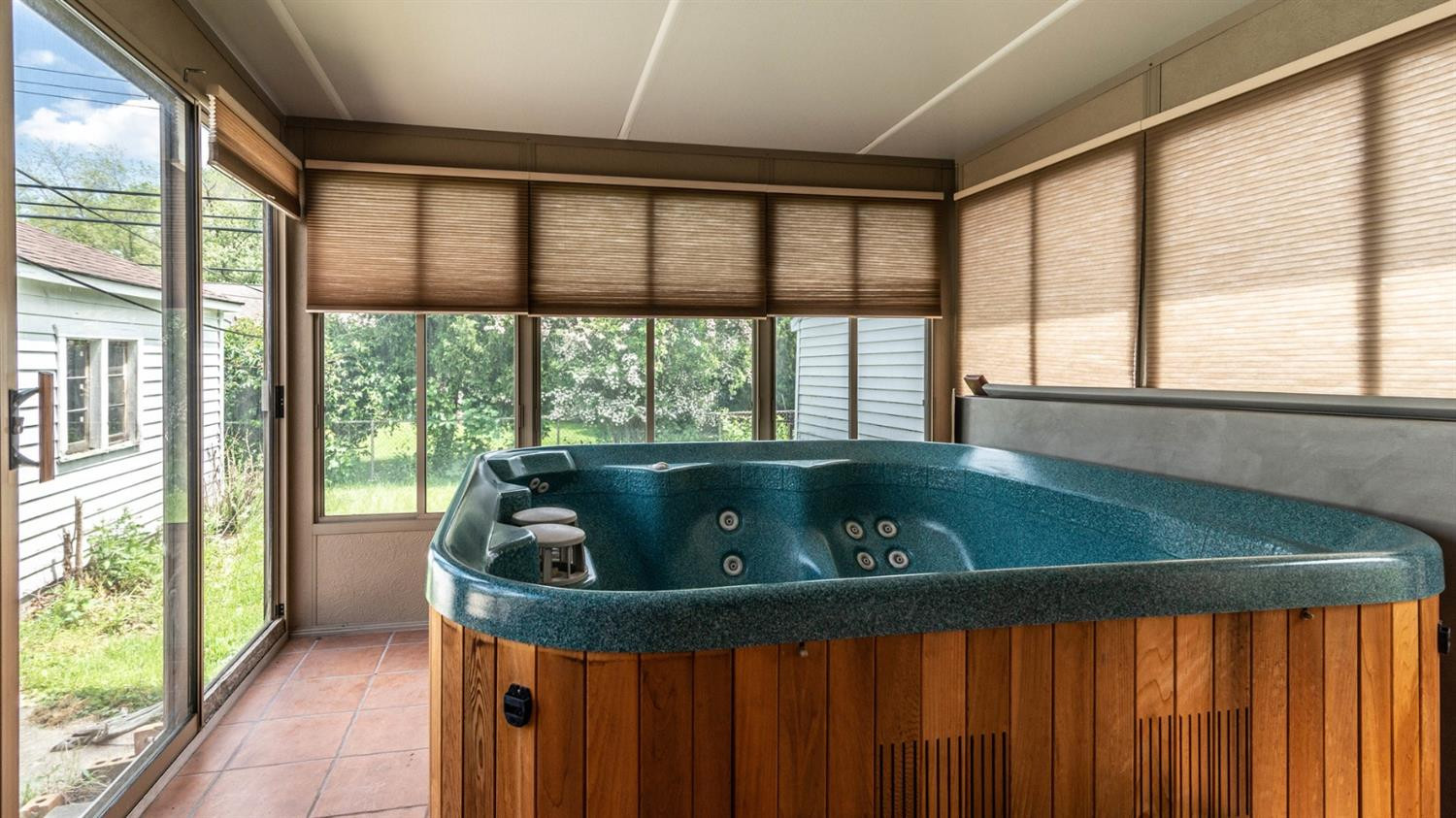 8939 Allen Road Allen Park, MI 48101 - Photo 27 of 28 Photo 27