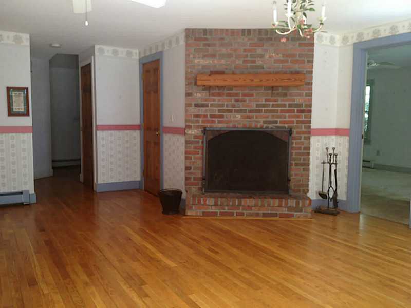3358 Post Road South Kingstown, RI 02879 - Photo 5 of 9 Den/Family/Great Room.