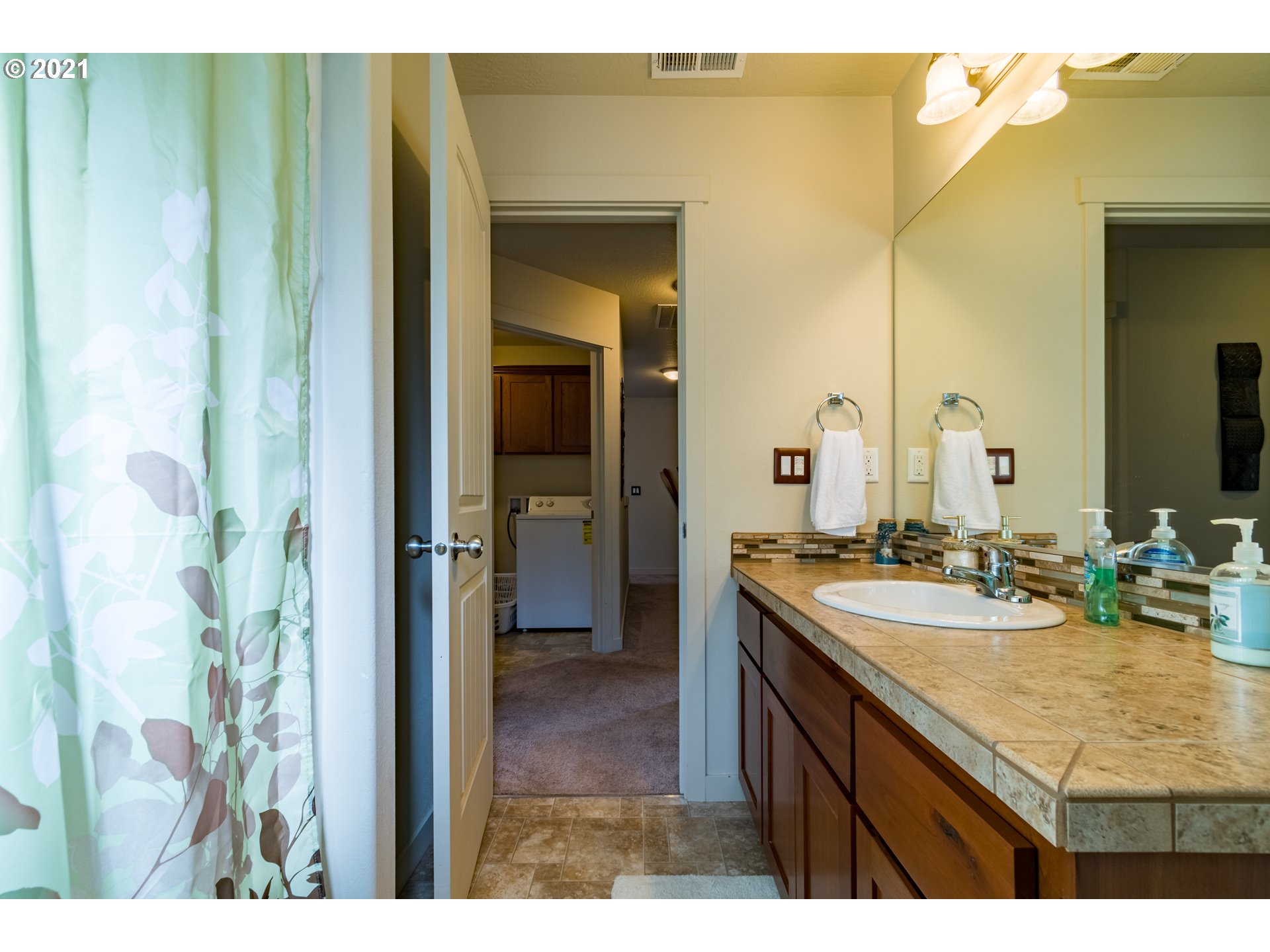 673 Raber Road Eugene, OR 97402 - Photo 18 of 22 Gallery Image 18