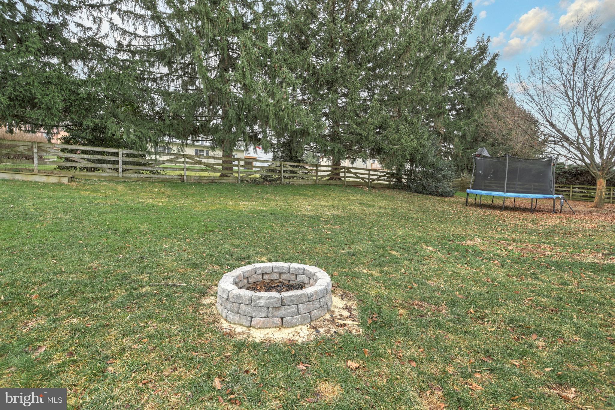 560 Mundis Mill Road York, PA 17406 - Photo 5 of 29 Gallery Image 5