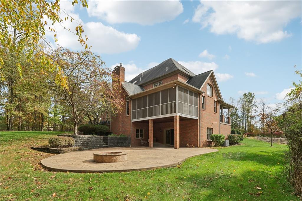 456 Deer Run Road New Castle, PA 16105 - Photo 5 of 46 Gallery Image 5