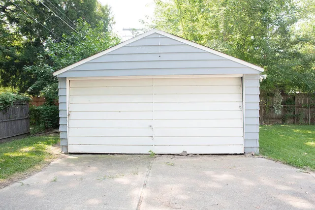 $158,250 | 4641 Weddel Street, Dearborn Heights, MI 48125