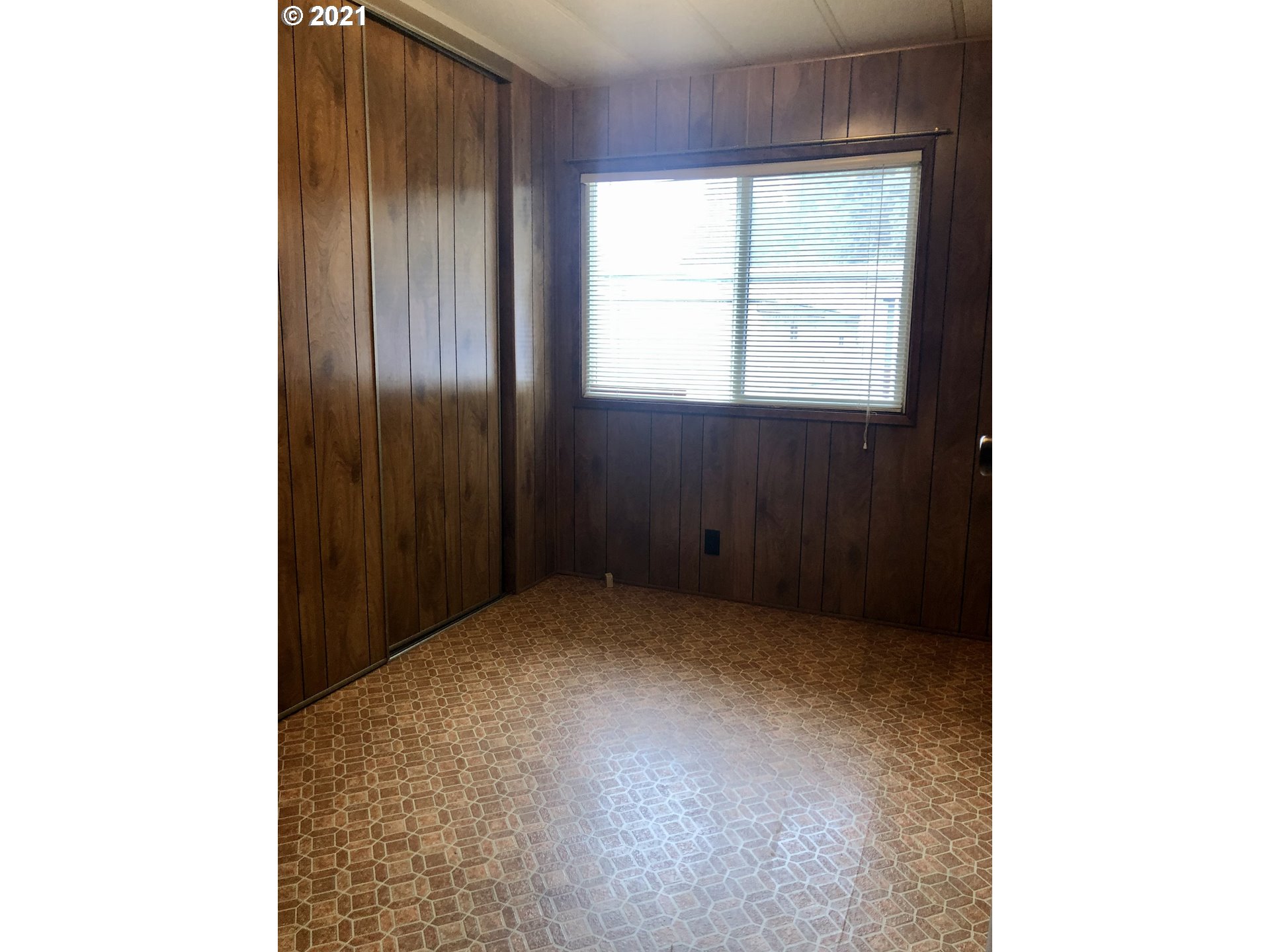 205 South 54th Street, Unit 91 Springfield, OR 97478 - Photo 9 of 18 Gallery Image 9