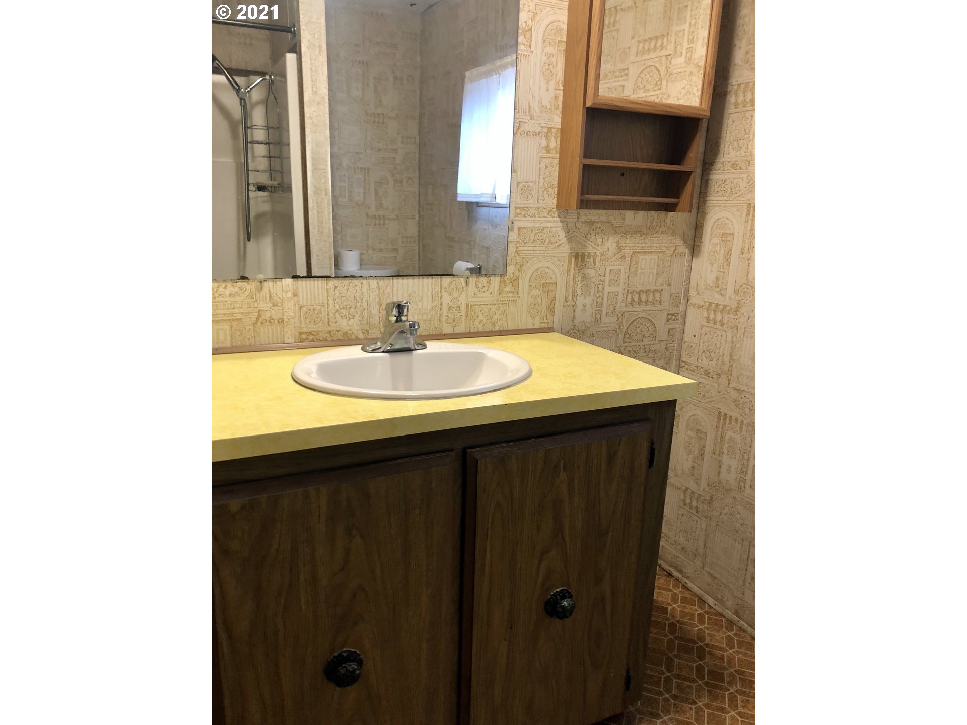 205 South 54th Street, Unit 91 Springfield, OR 97478 - Photo 10 of 18 Gallery Image 10
