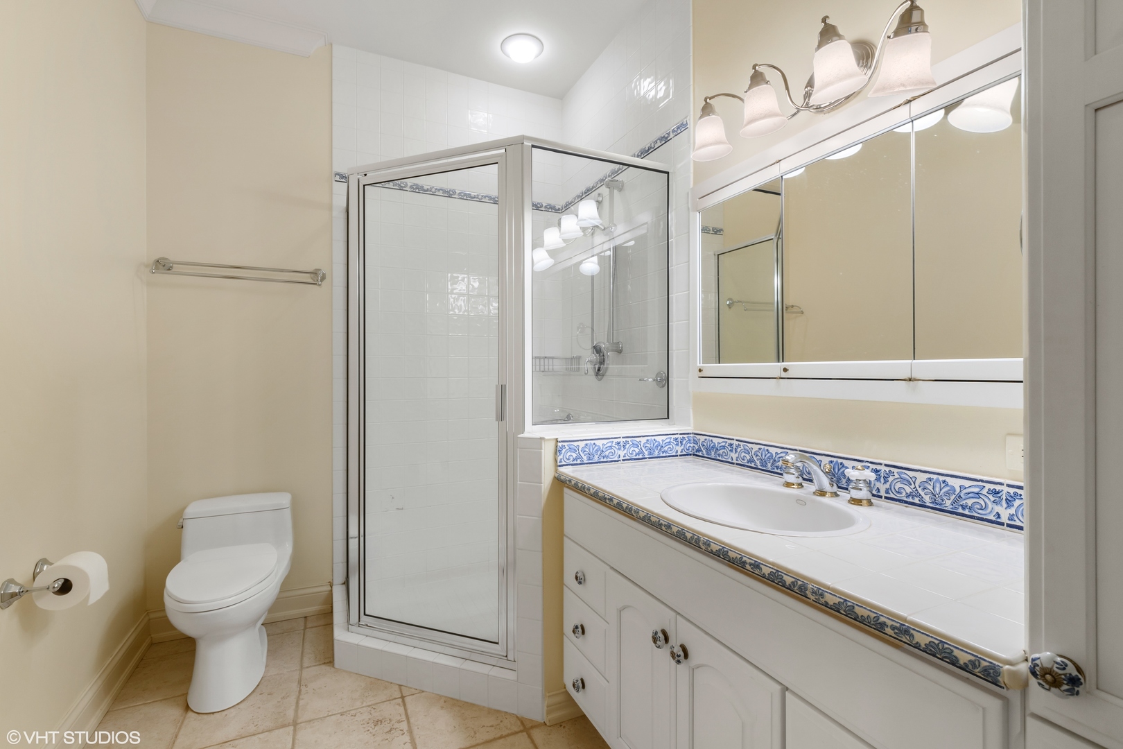 697 Bluff Road Lake Bluff, IL 60044 - Photo 28 of 35