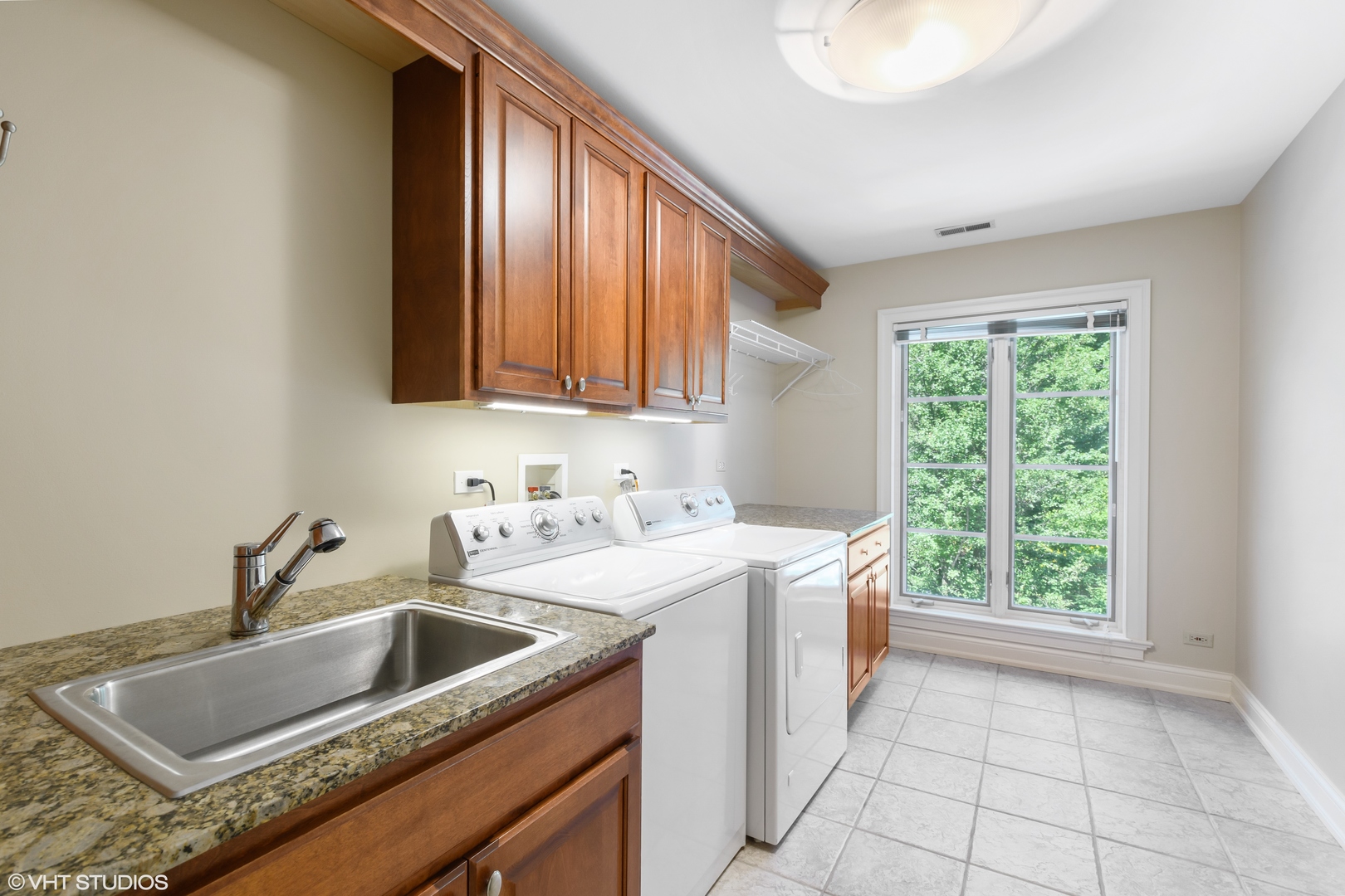 697 Bluff Road Lake Bluff, IL 60044 - Photo 31 of 35