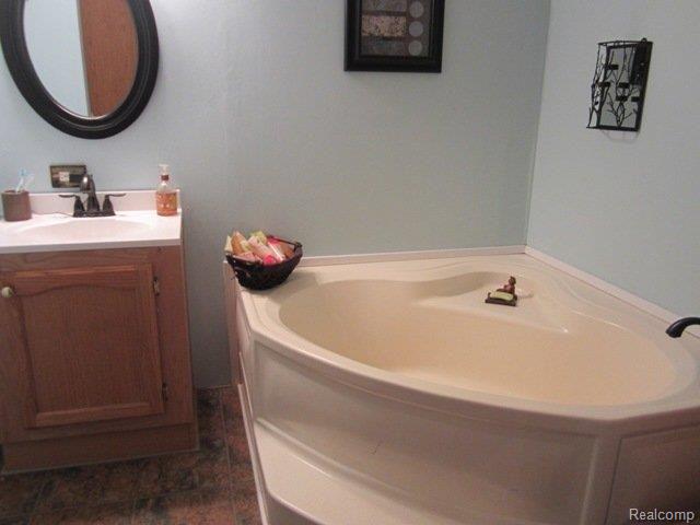 11130 East Bennington Road Durand, MI 48429 - Photo 14 of 22 047.JPG