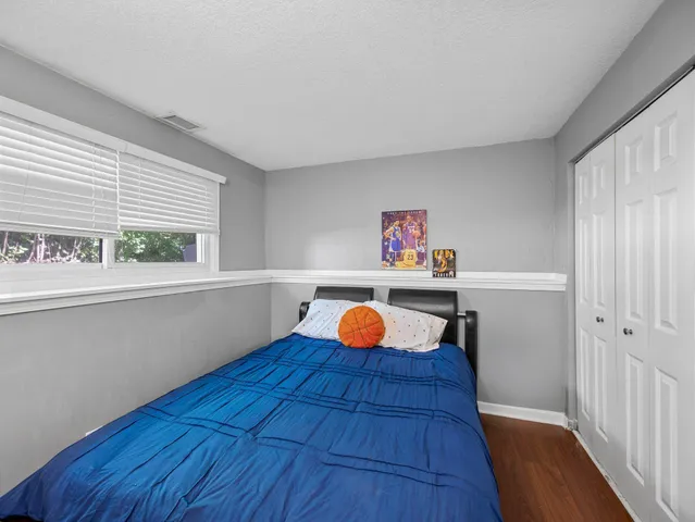 $257,900 | 1544 Greenwood Court North, Eagan, MN 55122