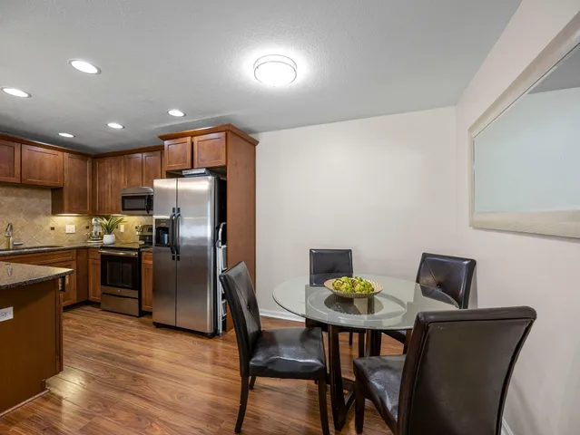 $257,900 | 1544 Greenwood Court North, Eagan, MN 55122