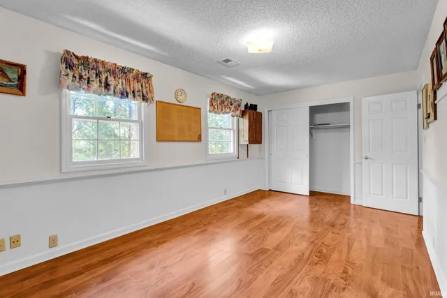 $299,900 | 613 Berry Court, Evansville, IN 47710