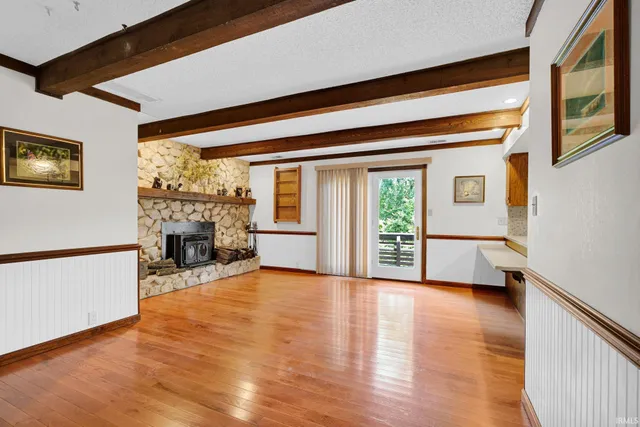 $299,900 | 613 Berry Court, Evansville, IN 47710